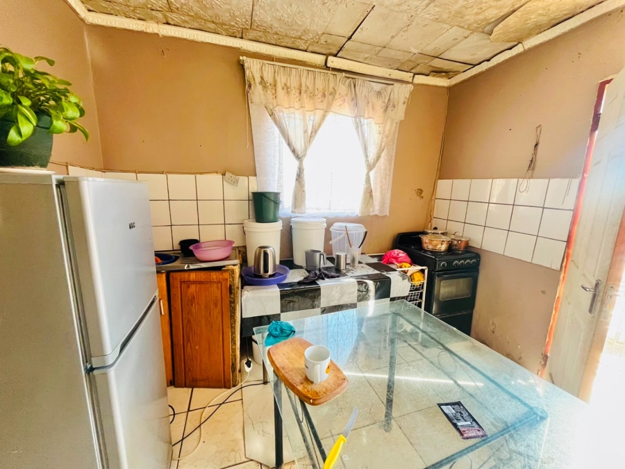 2 Bedroom Property for Sale in Bloemside 4 Free State